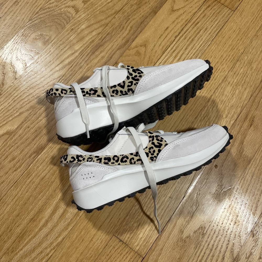Nike Waffle Debut Leopard Shoes Sneakers Phanton Sesame Womens Size 6 HF1856-001